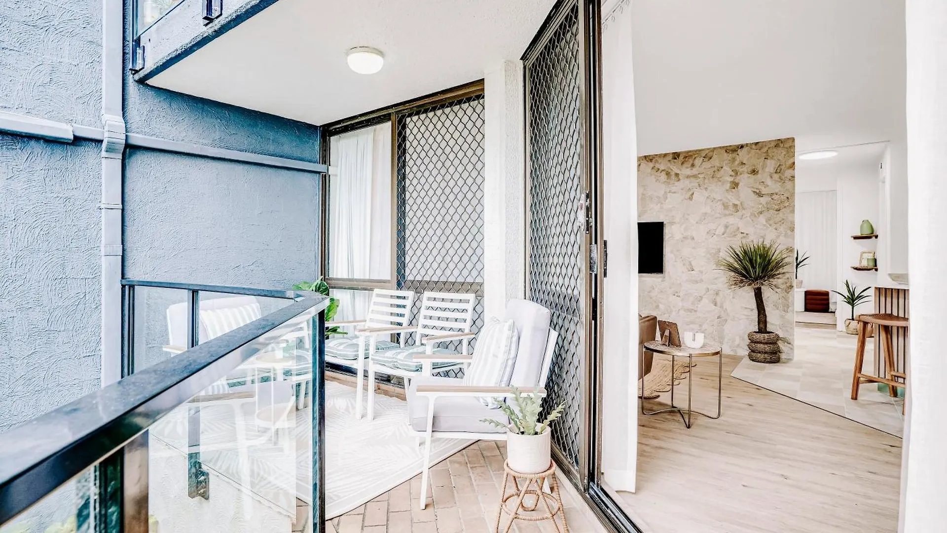 Beachfront Beauty Apartment Alexandra Headland Australia